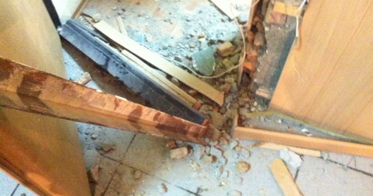 Офіс "Батьківщини" у Василькові нібито зараз штурмують