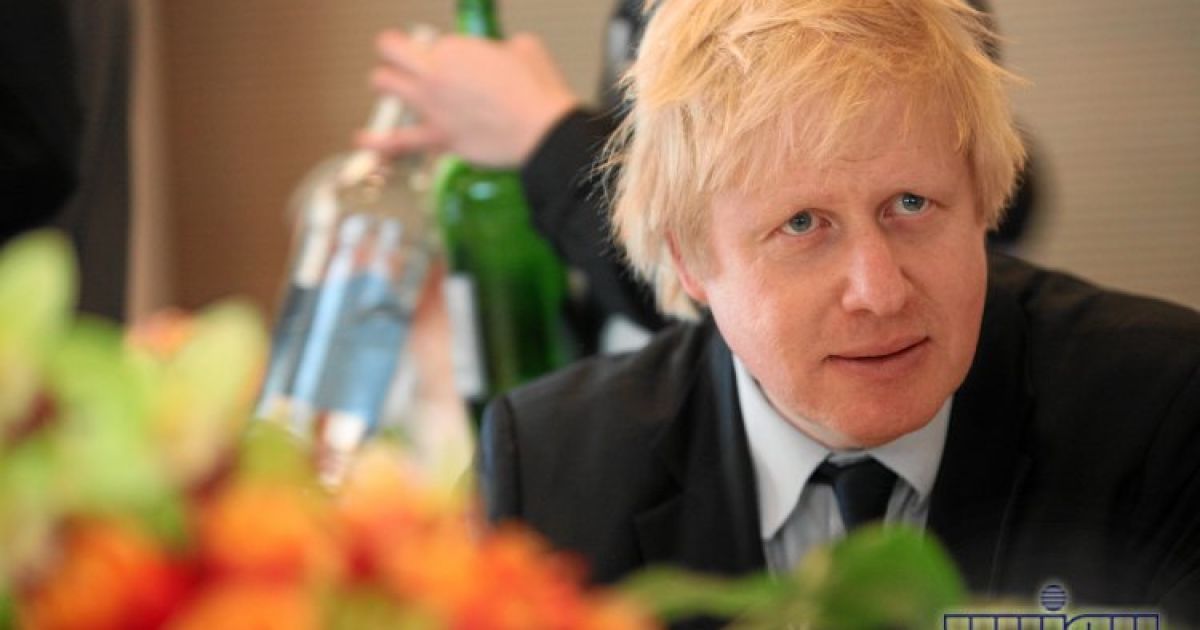 Джонсон назвал Клегга "колеблющимся желе" и "презервативом"