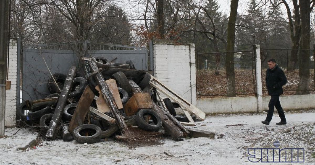 Активісти блокують бази "Беркуту" та внутрішніх військ / © УНІАН