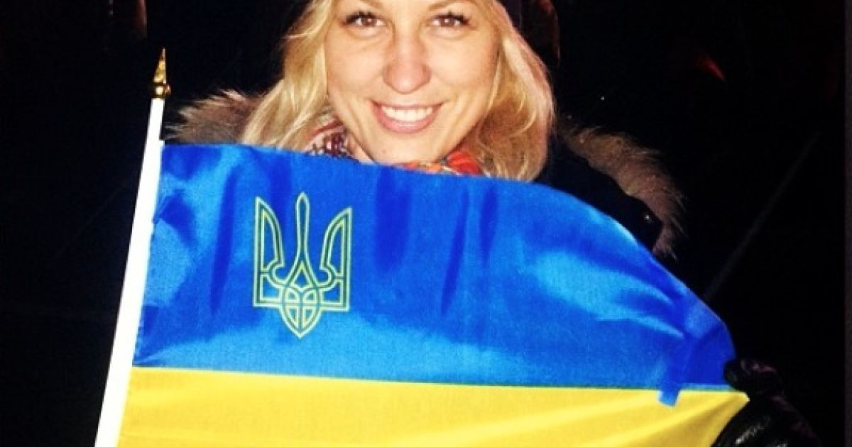 Народне віче на Євромайдані перетворилося у свято. Ілюстрація