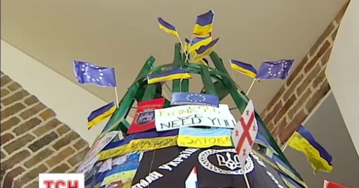 Ялинка на Майдані Незалежності цьогоріч за симпатіями українців б&#039;є усі рекорди