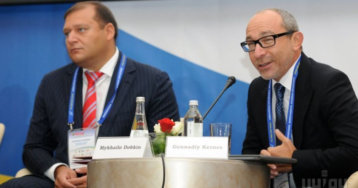 Добкин и Кернес быстро покинули съезд в Харькове