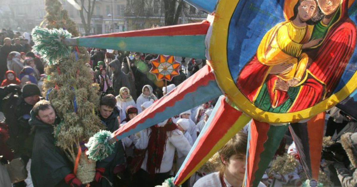 У цей святковий день погода порадує українців теплом.