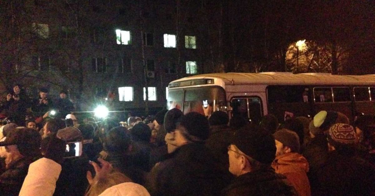 Протистояння "Беркуту" та активістів Євромайдану. Фото Григорія Жигалова / © ТСН.ua