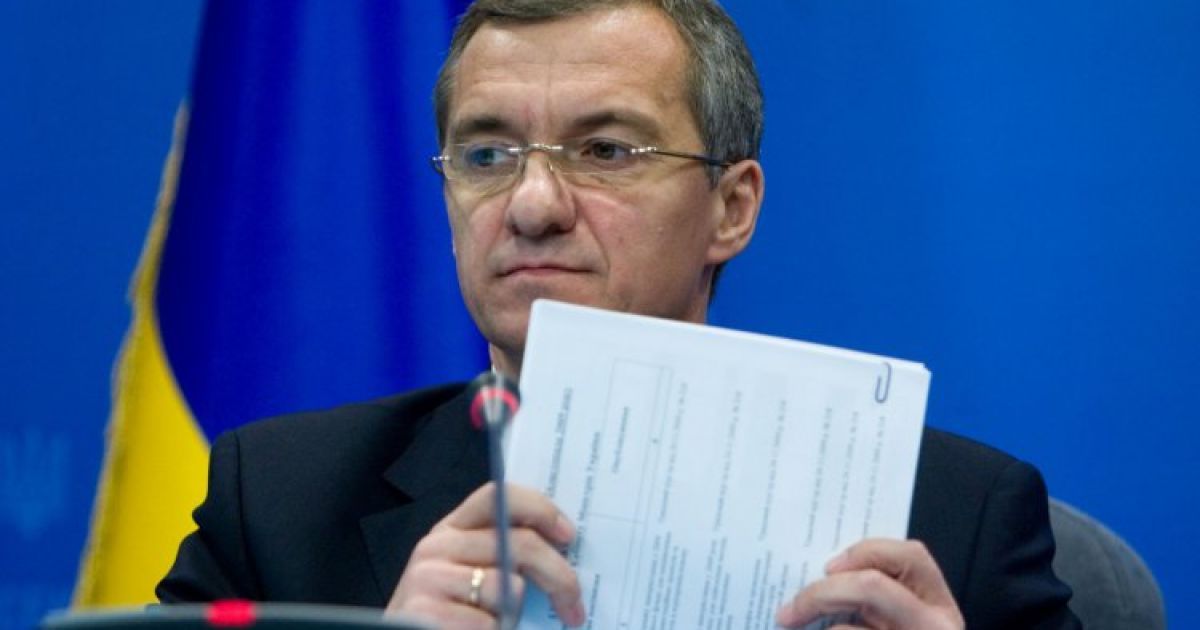 Олександр Шлапак переконує, що зміни до кодексів потрібні задля виконання держбюджету-2015
