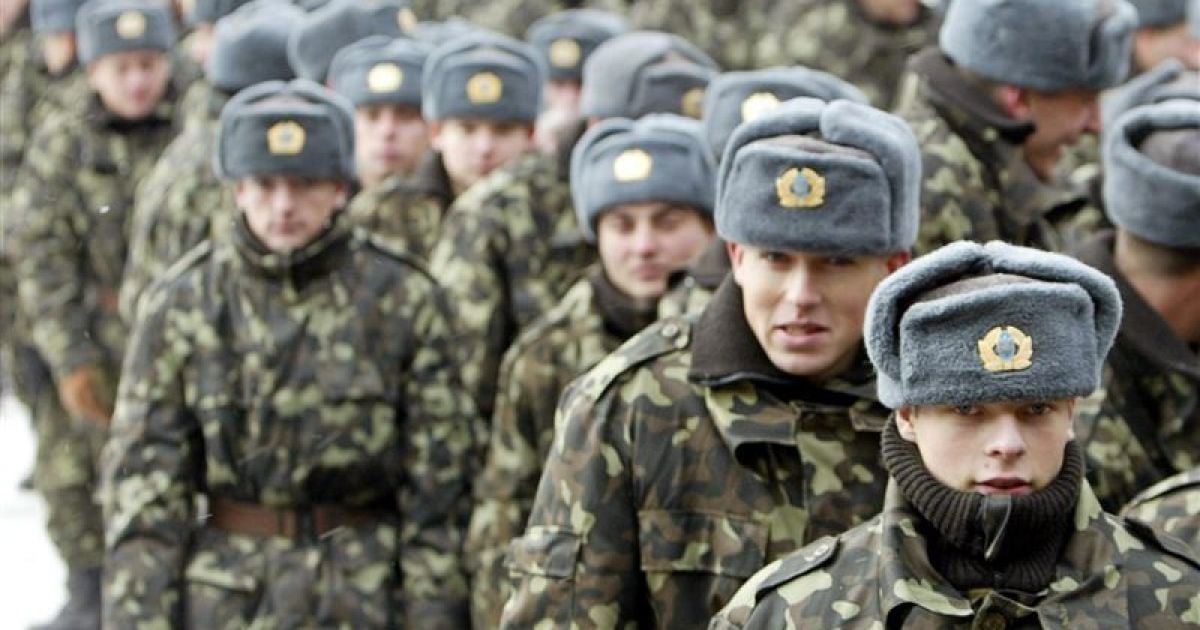 Субботним вечером в Киеве заработали военкоматы