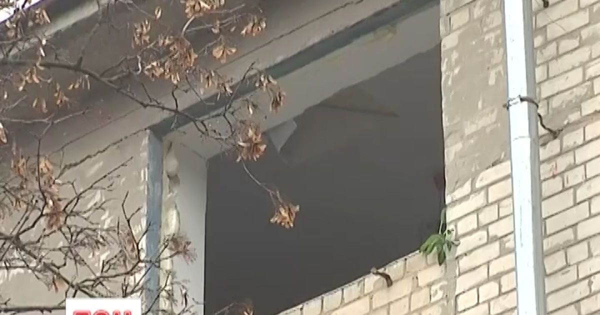 Чоловік вилетів із вікна 5 поверху