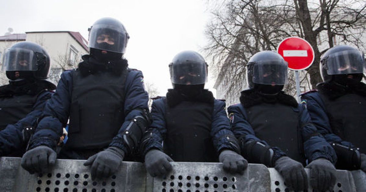 Российских "спецназовцев" не направляли в Киев, заявляют в посольстве.