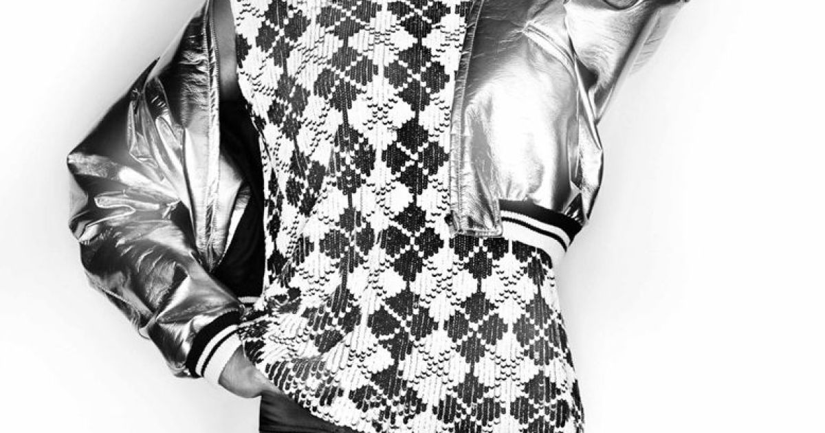 Кемпбелл знялася у новому фотосеті / © rksm.ru