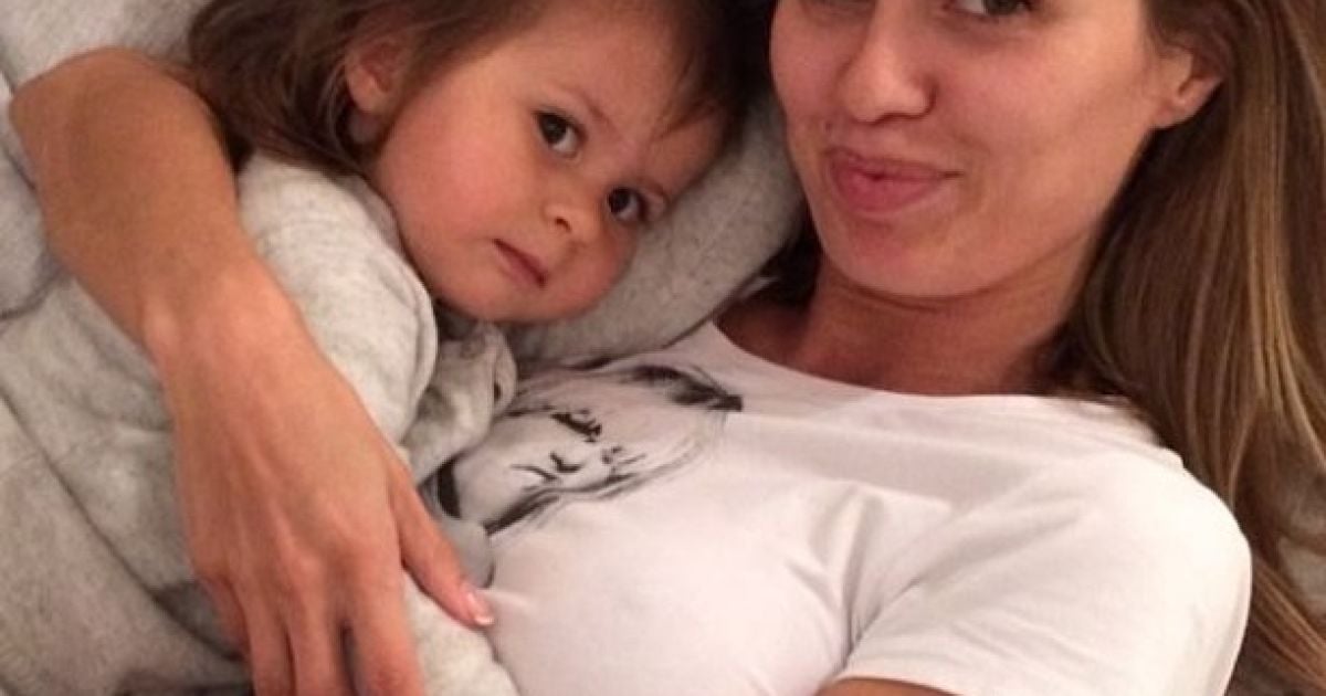 Донька Боні Анджеліна дуже схожа на свого батька