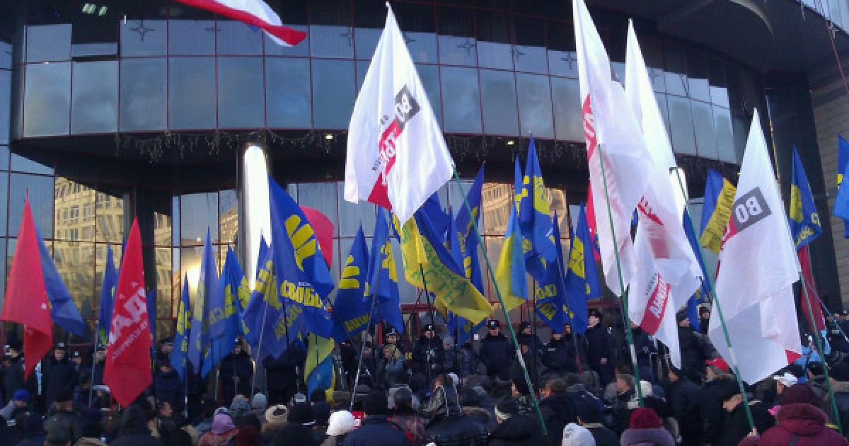 Опозиція пікетувала засідання Київської міської ради