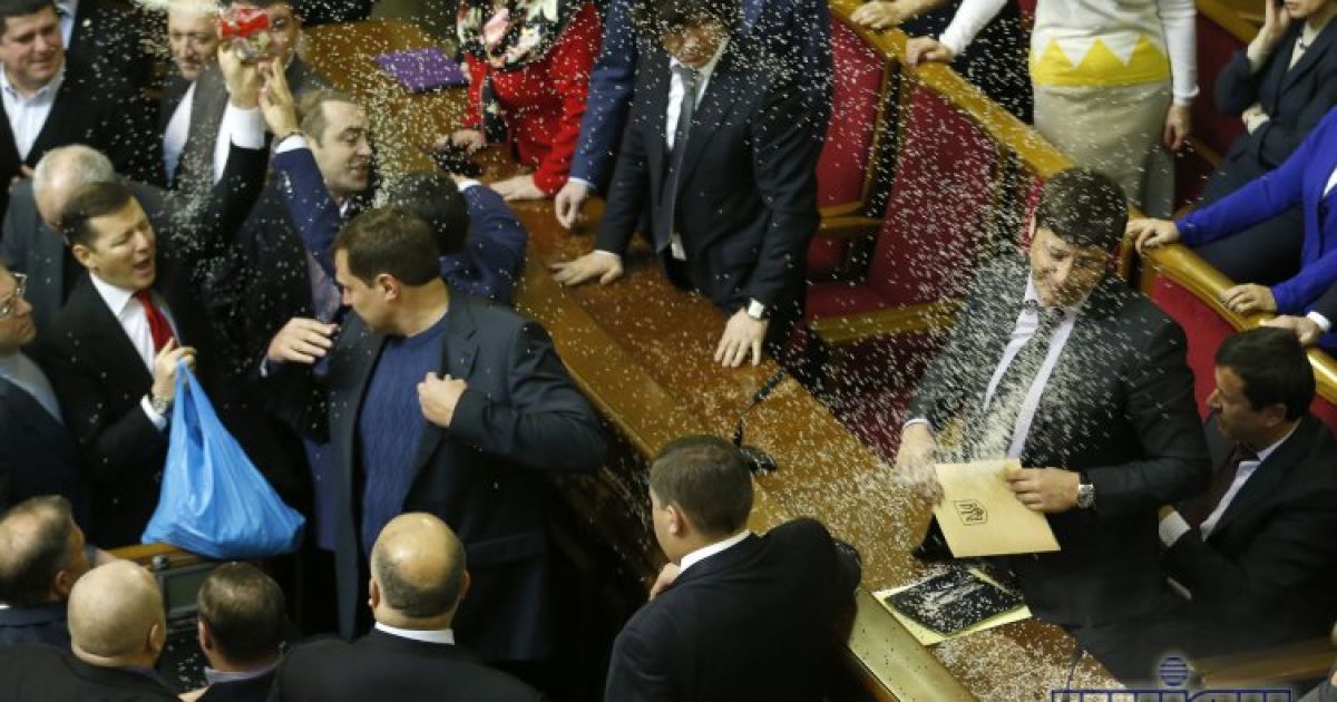 Сьогодні у Раді депутати встигли лише заслухати присяги