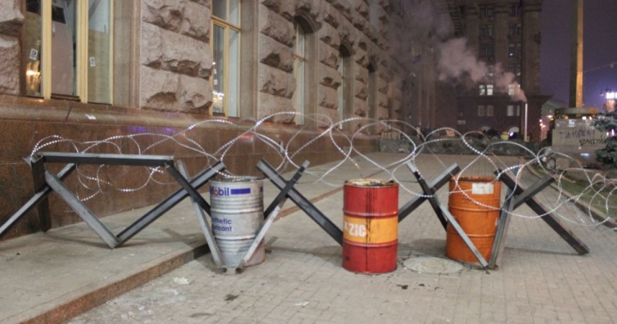 У МВС вимагають від активістів звільнити двох міліціонерів