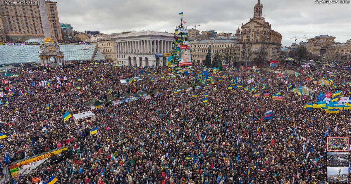 Пенсіонери віддали гроші, які збирали роками.