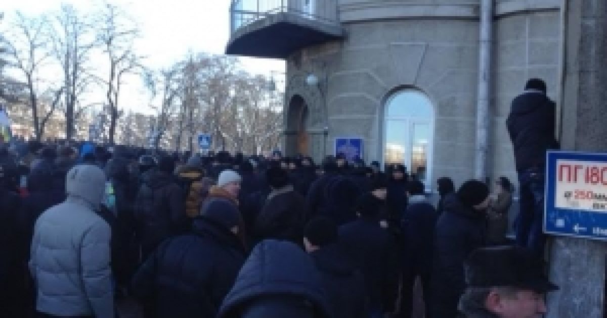 В Чернигове пикетируют ОГА