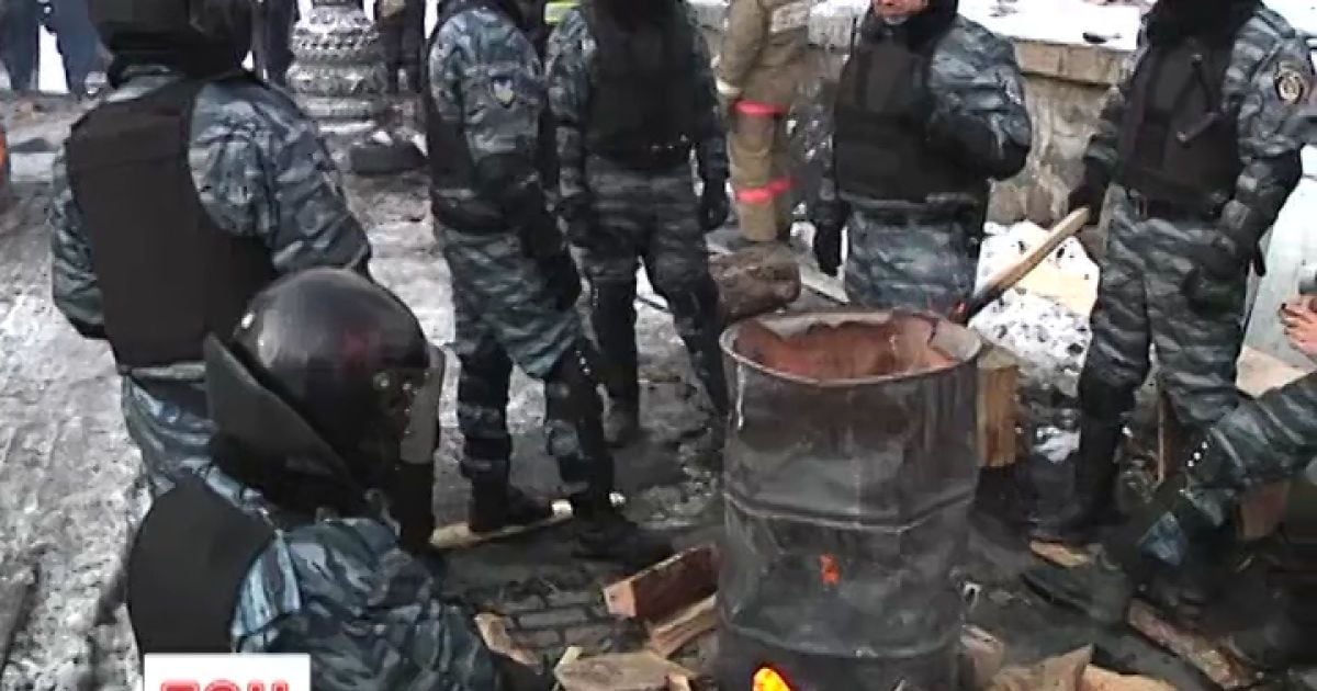 Силовики греются у костров и мечтают об урегулировании конфликта