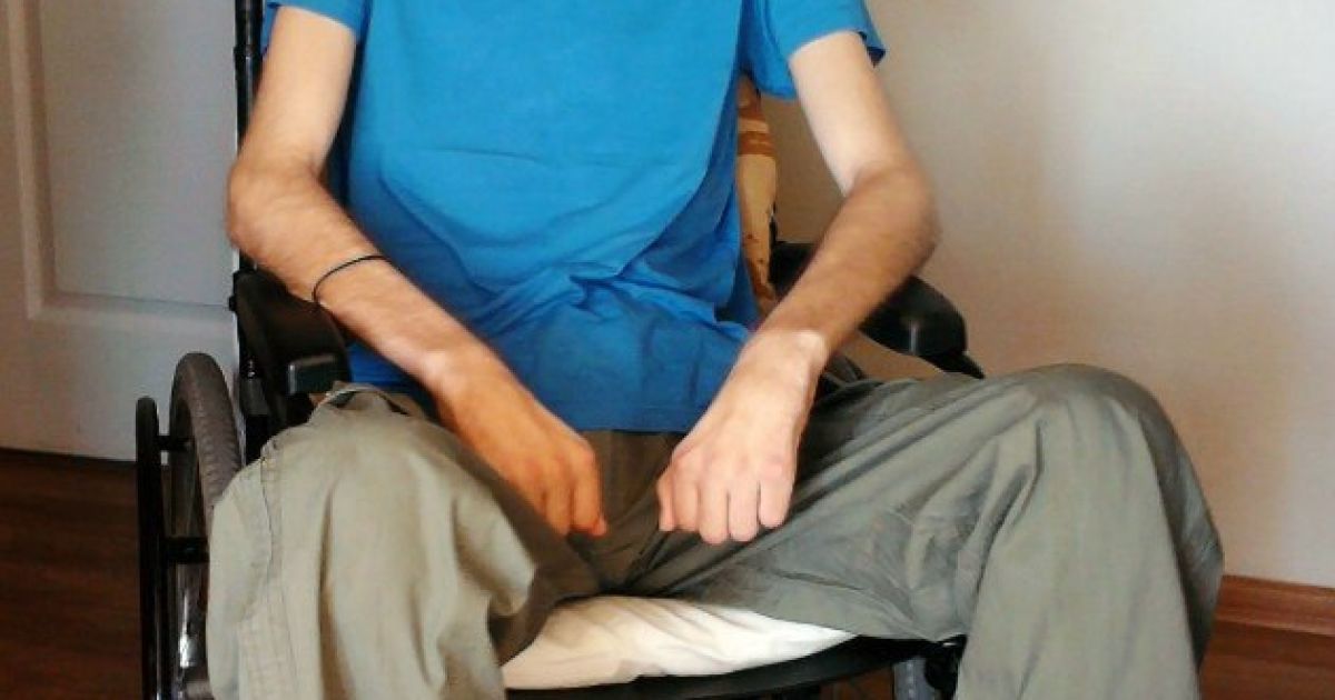 Анатолій потребує допомоги небайдужих людей!