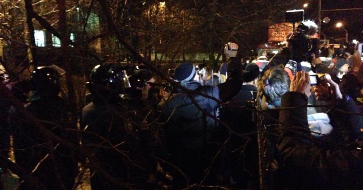 Протистояння "Беркуту" та активістів Євромайдану. Фото Григорія Жигалова / © ТСН.ua