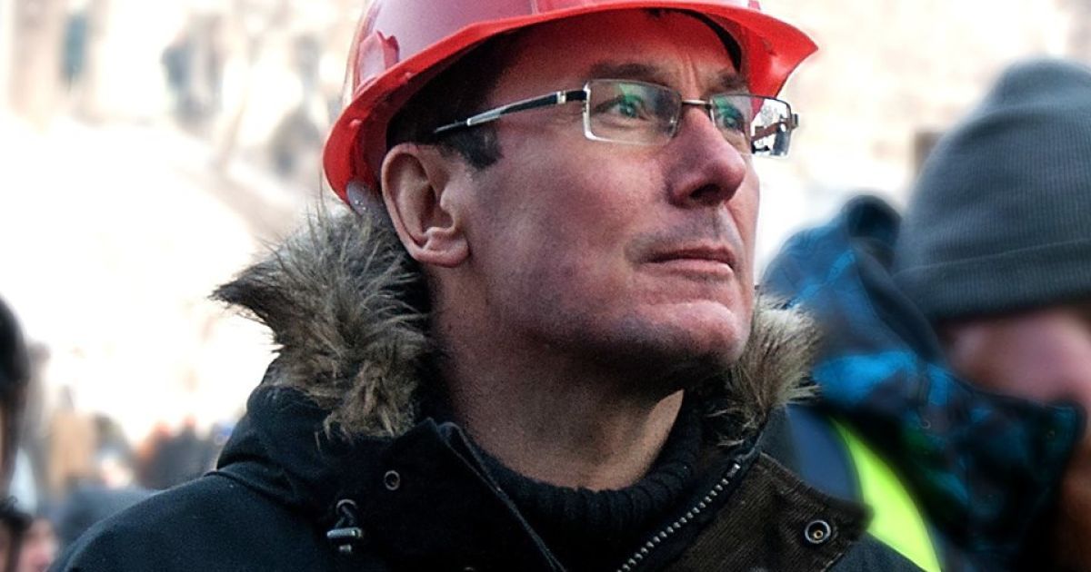 Луценко готов возглавить партию Порошенко.