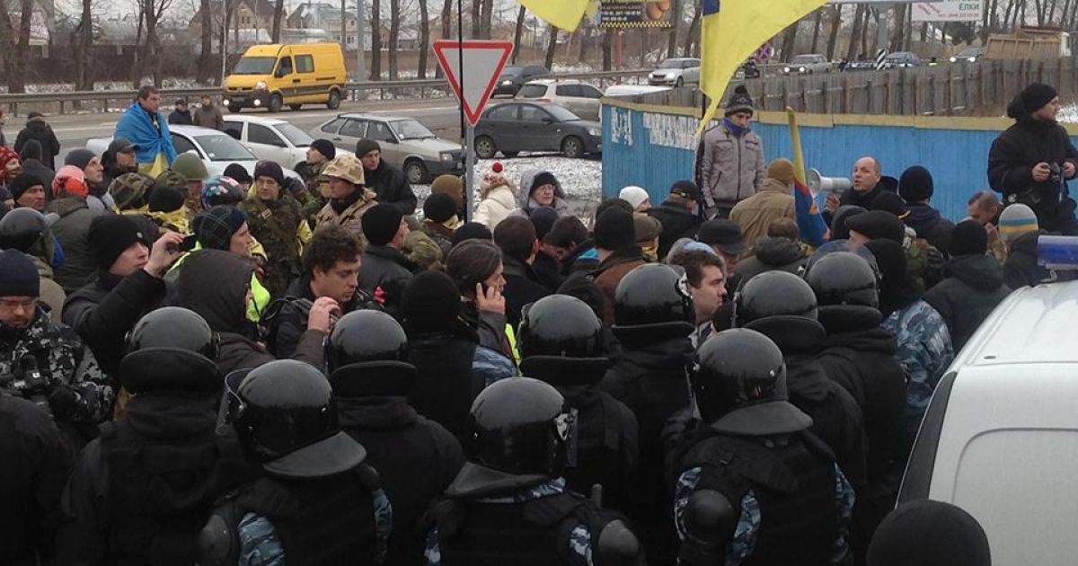 Депутати та активісти приїхали в Межигір&rsquo;я