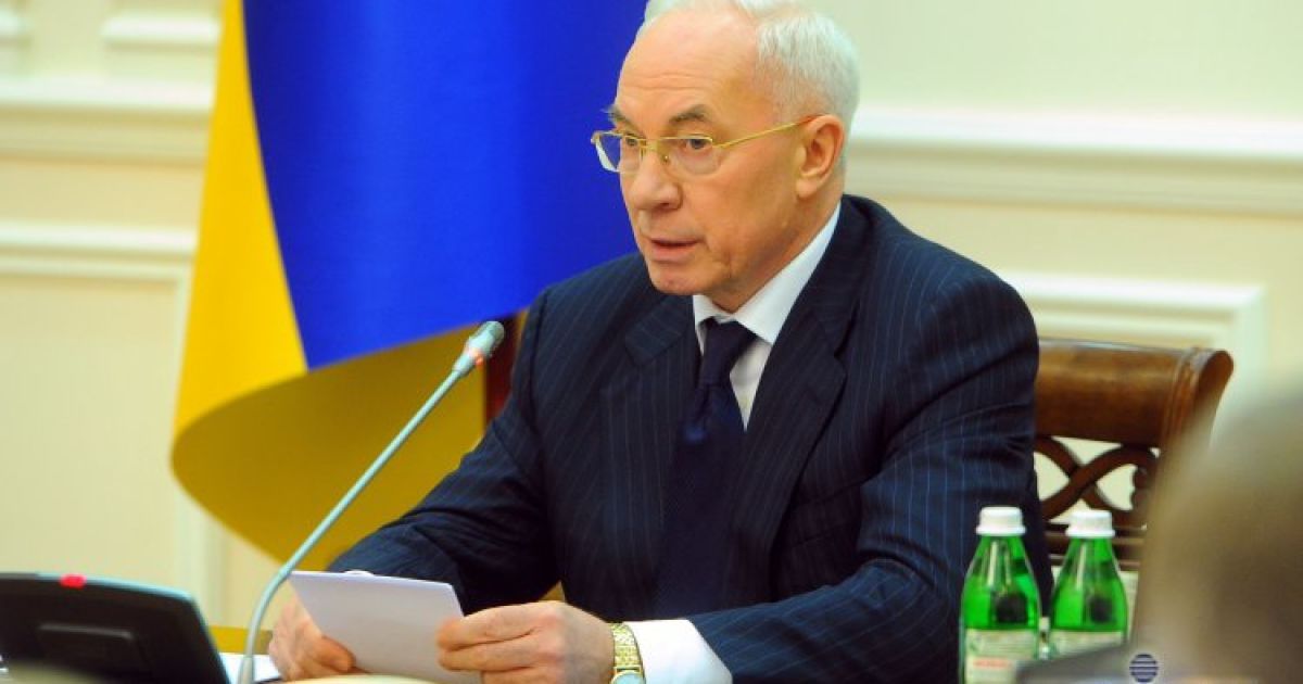 Азаров заявив, що звинувачувати силовиків у вбивстві активіста немає підстав