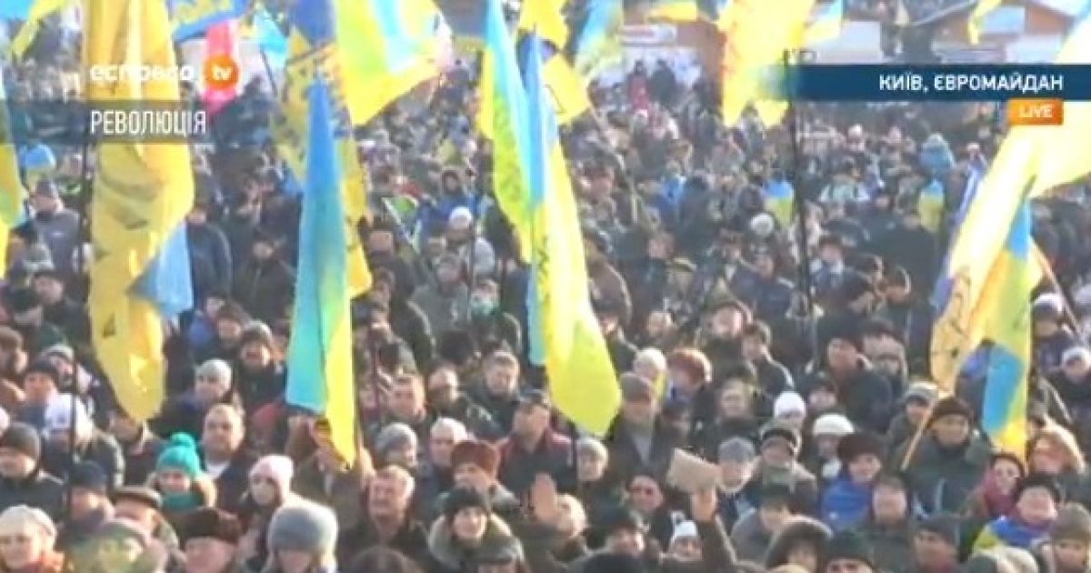 На Евромайдане сейчас 7 тысяч человек