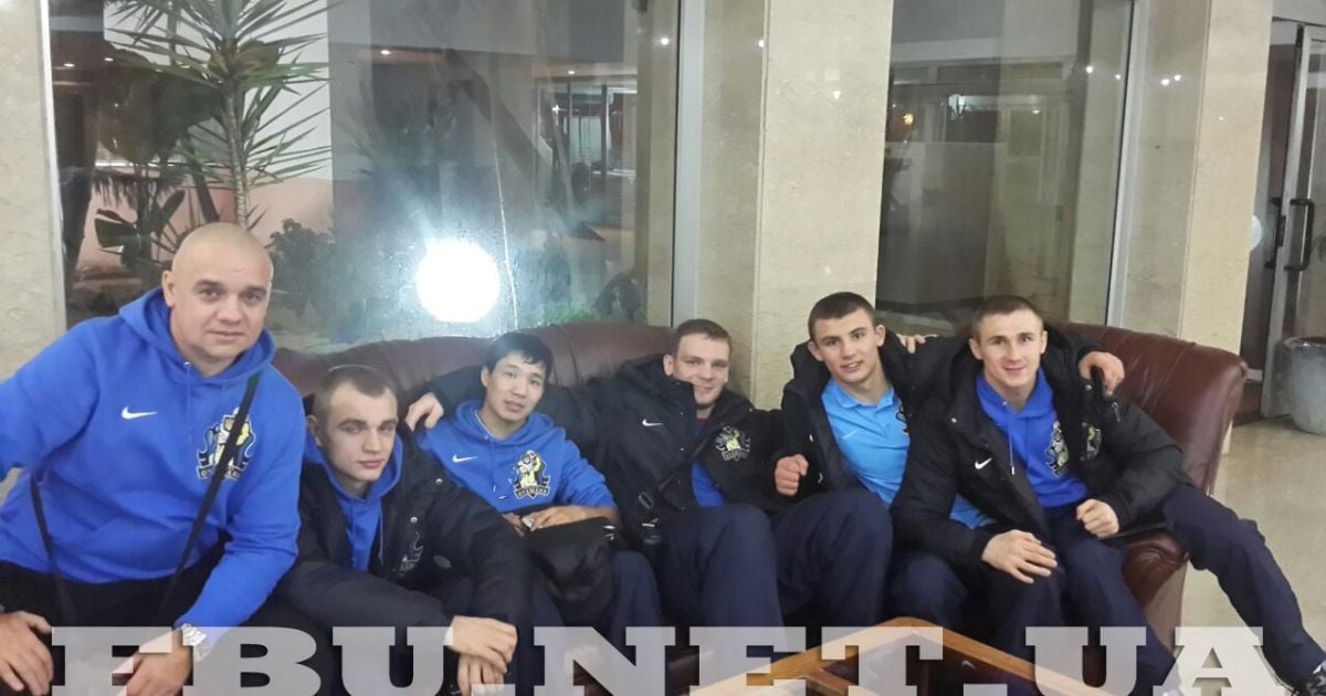 "Отамани" вже в Алжирі