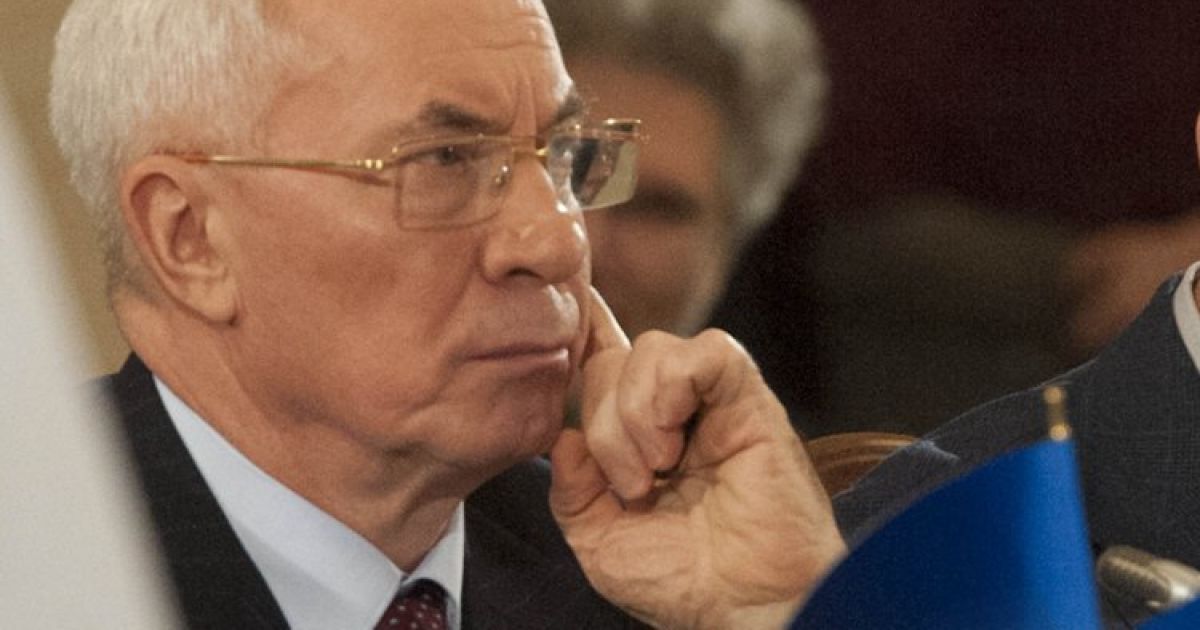 Сьогодні Азаров полетів до Москви