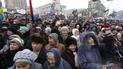 Украинцев созывают на десятое Народное вече в Киев. Кстати, кто не успел увидеть "йолку" - она там до сих пор стоит, несмотря на окончание новогодних праздников