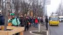 Активисты идут к центру столицы организованной колонной