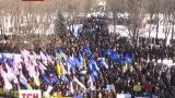 Луганчане требуют ввести чрезвычайное положение