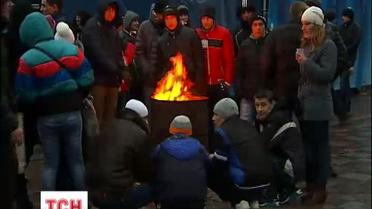 Мітингувальники з Маріїнського парку пообіцяли поїхати додому