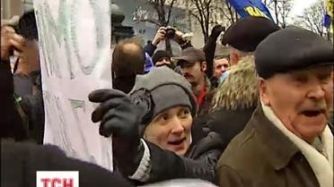Недовольные пикетировали баррикады Евромайдана