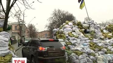 Баррикады на Майдане и на Грушевского стремительно тают