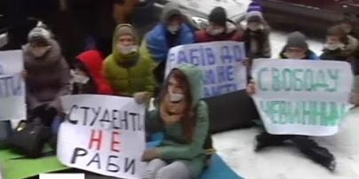 На львівських студентів завели справу за блокування траси Київ-Чоп