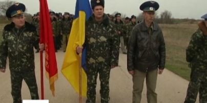 Украинские солдаты без оружия прогнали российских солдат из Бельбека