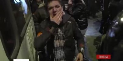 Донецкую власть и милицию обвиняют в бездействии