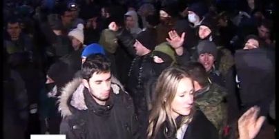 Верховная Рада назначила "Небесную Сотню" Героями Украины