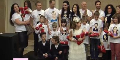 Дизайнерка Ніна Ямкова створила мультяшні портрети зірок