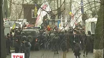 Активісти вимагають захистити і долікувати Тетяну Чорновол