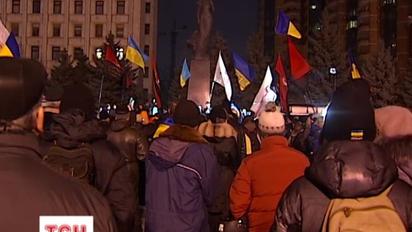 Барикади у центрі Києва можуть простояти всі різдвяні свята