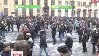 Министры экологии, здравоохранения предупредили о букете болезней на Майдане