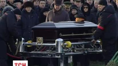 Видатного Калашникова поховали на військовому цвинтарі поблизу Москви