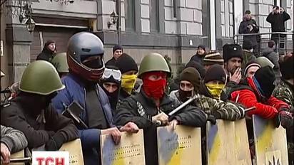 За задержание вора четырех афганцев посадили за решетку