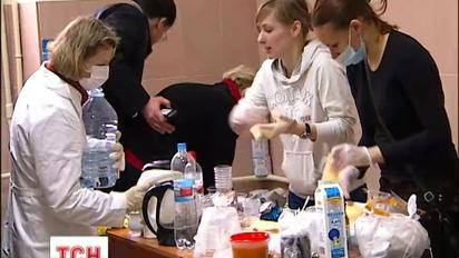 Студенты киевских вузов помогают врачам