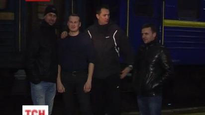 В Киев направляется подмога силовикам