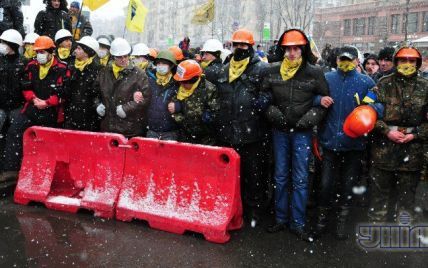 На Евромайдане готовятся к разгону 16 января