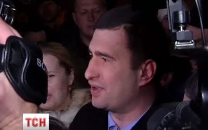 Освобожденный Марков вышел из СИЗО и кратко прокомментировал события в Киеве