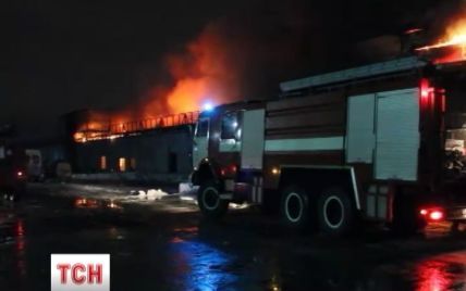 Продавец рынка "Столичный" рассказала, где начался пожар