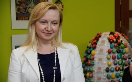 Генпрокуратура хоче відібрати державний санаторій у коханки Януковича
